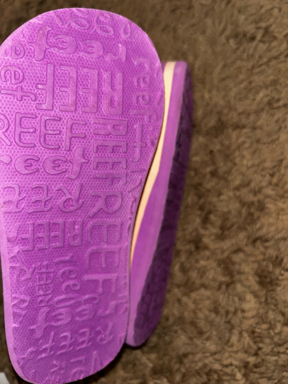 Reef sandals - Picture 2 of 3